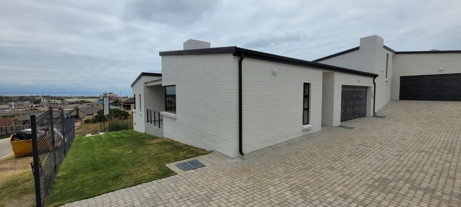 To Let 3 Bedroom Property for Rent in Island View Western Cape